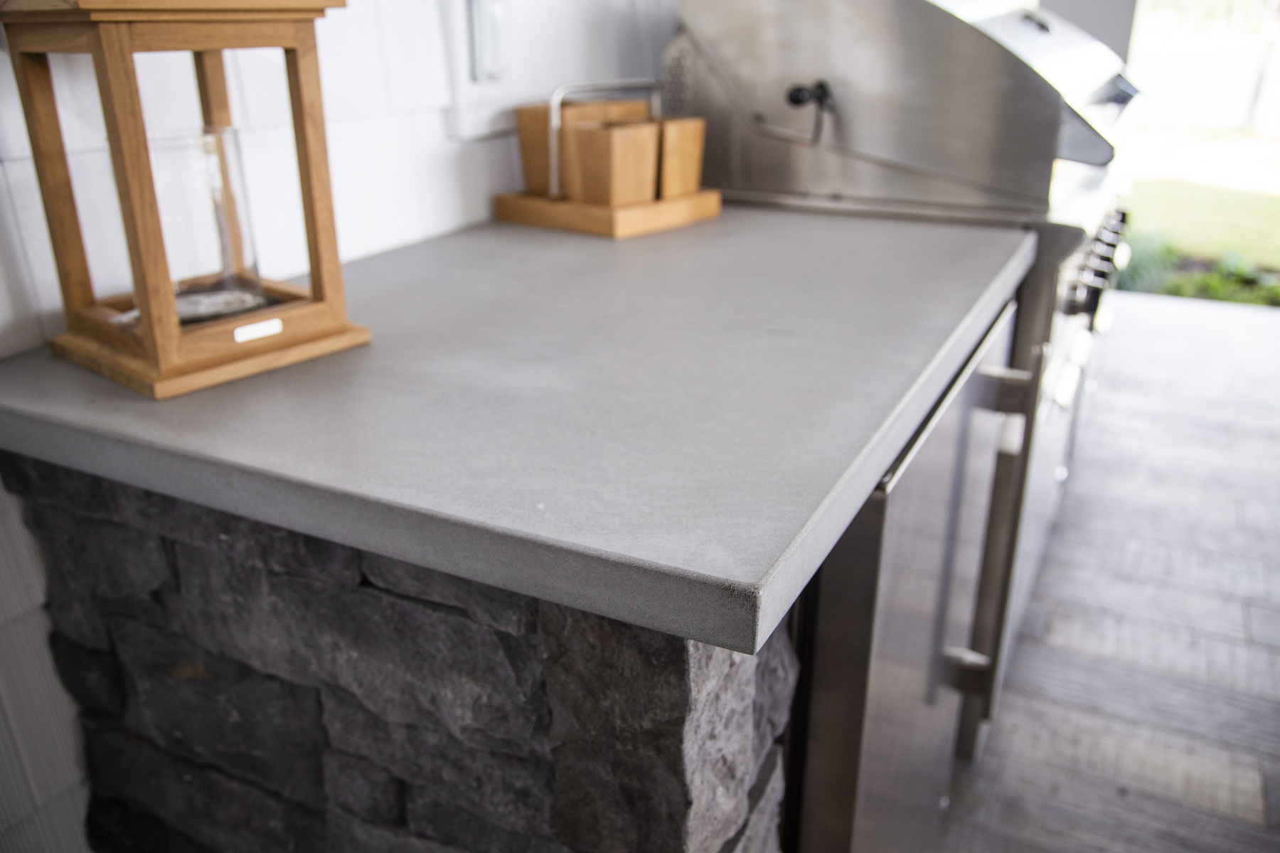 Natural Gray Summer Kitchen